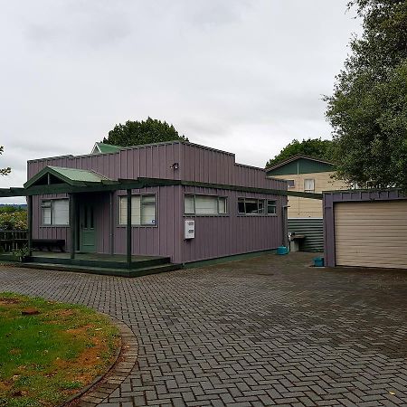 Central Taupo Townhouse Eksteriør bilde