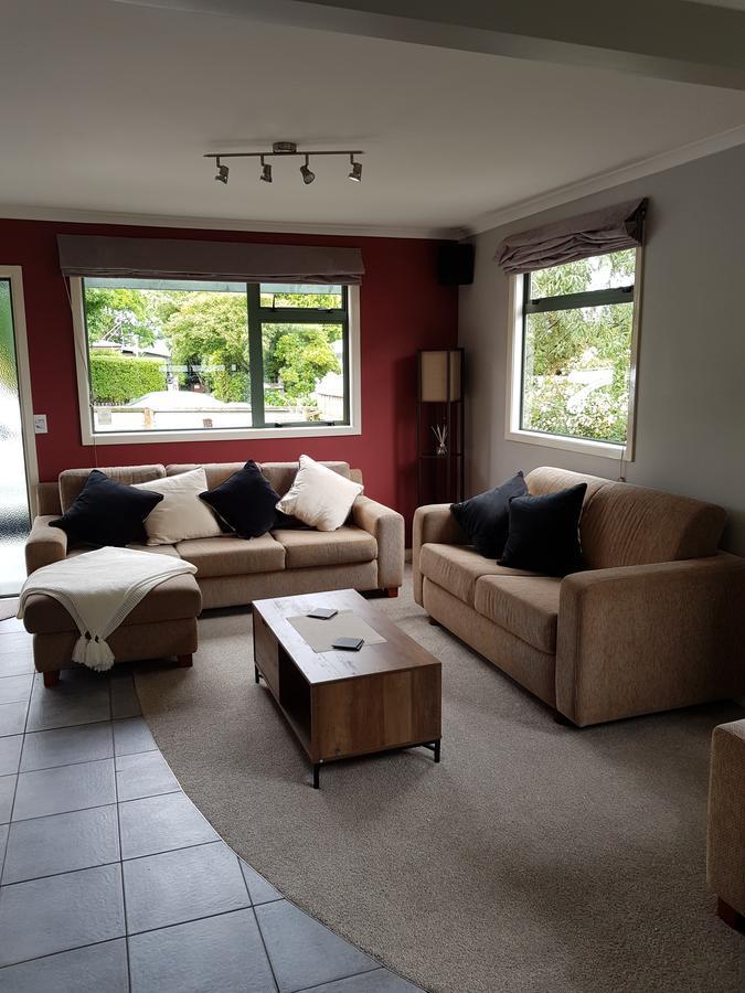 Central Taupo Townhouse Eksteriør bilde